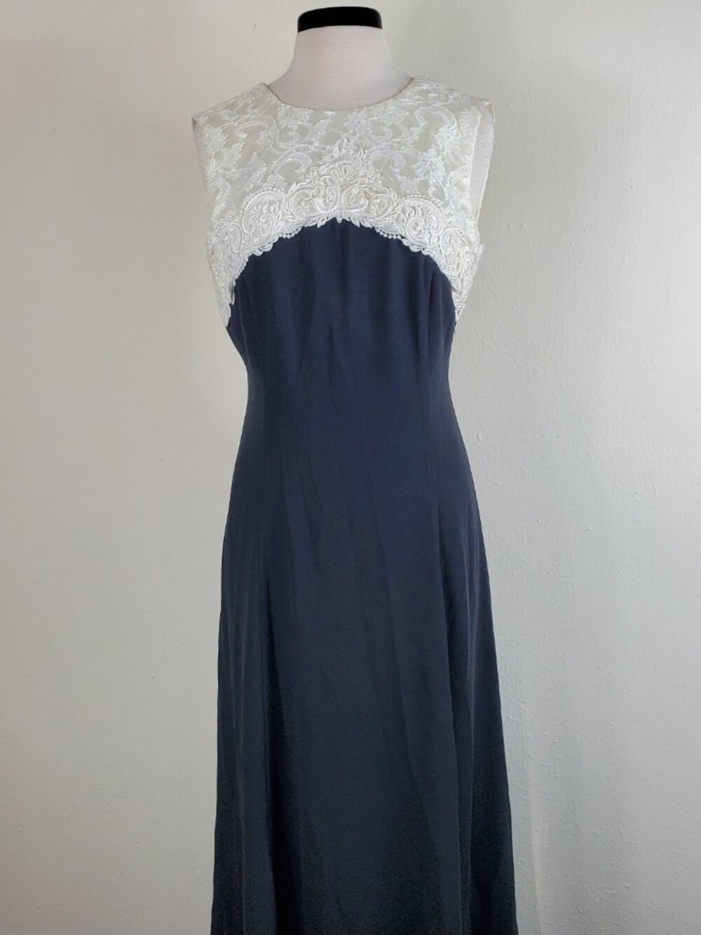 Scott McClintock Intricate Ivory Lace Vintage Black Evening Dress Size 12